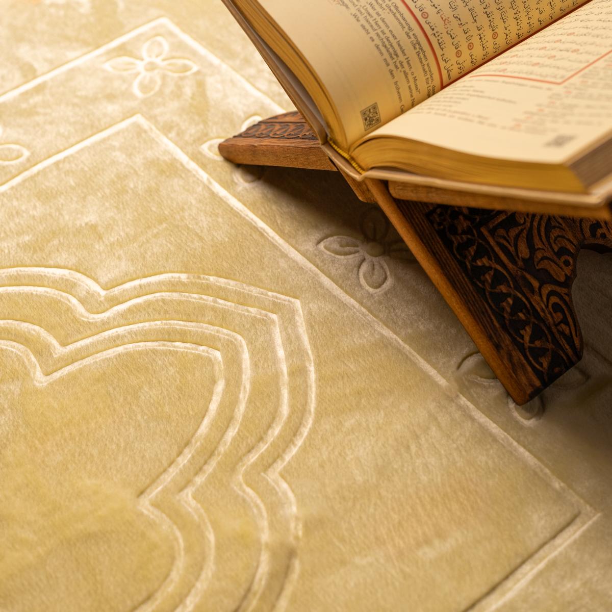 Prayer Rug - Beige